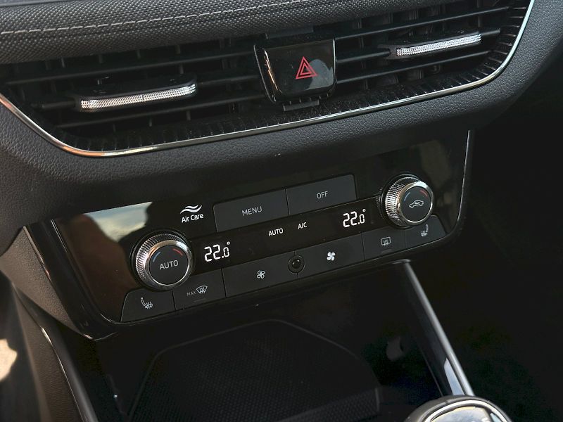 Škoda Fabia (2025) 1.0 TSI 85 kW TopSelection - fotka 12 z 21