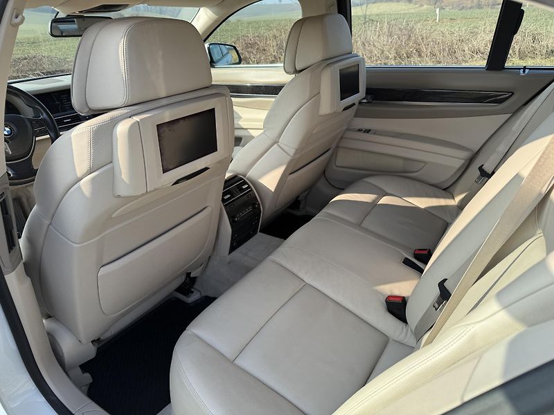 BMW Řada 7 (2011) 740 Xd Výměna možná! - fotka 43 z 50