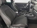 Volkswagen Scirocco (2009) 2.0 TSI, Kůže, Park. senzory - náhled 9