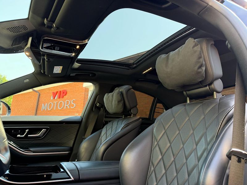 Mercedes-Benz Třídy S S400d-4M-AMG-3D-R21-ČR - fotka 13 z 36