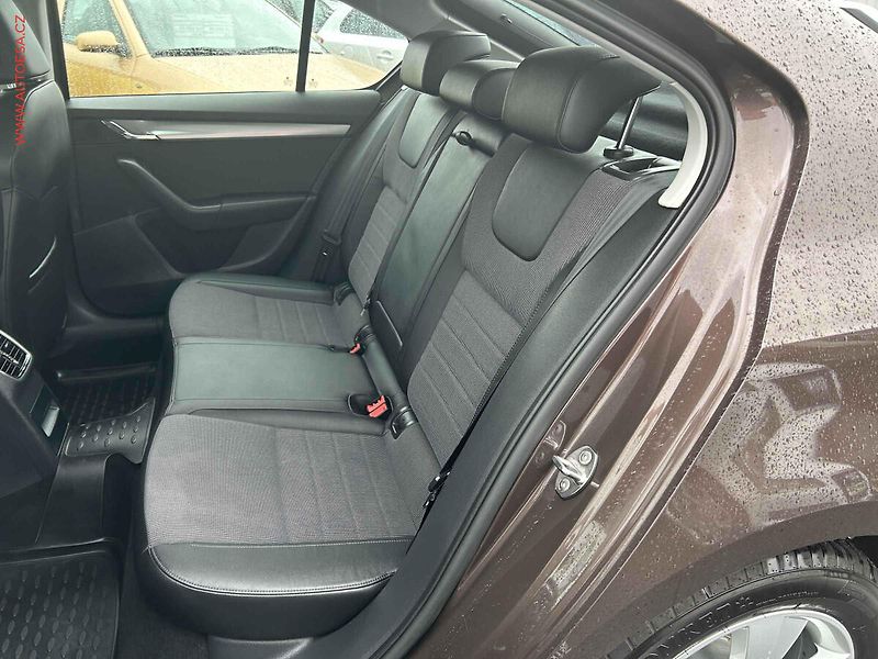 Škoda Octavia (2013) 1.4 TSI, autoAC - fotka 10 z 18