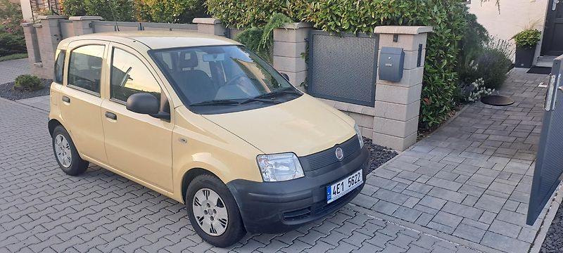 Fiat Panda (2010) 1. maj., 53100km, servisováno - fotka 1 z 15