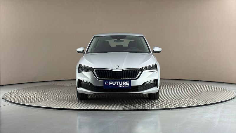 Škoda Scala 1.0 TSI Ambition - fotka 3 z 23
