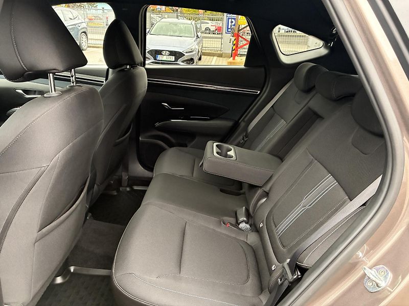 Hyundai Tucson 1.6T-GDi 132kW, REZERVACE - fotka 14 z 30
