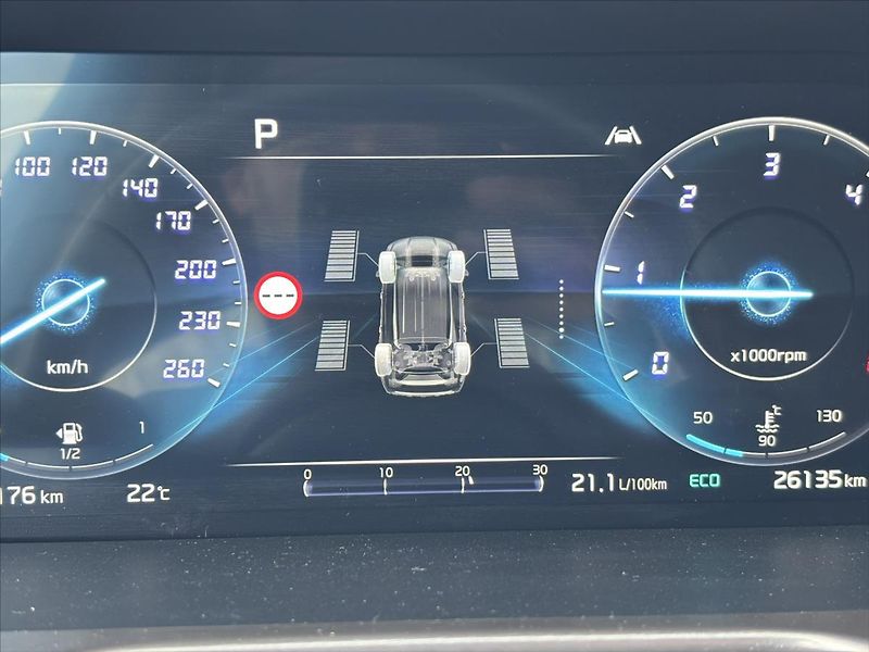 Kia Sorento 2,2 D 4x4 AT TOP ZÁRUKA 7MÍST - fotka 44 z 50