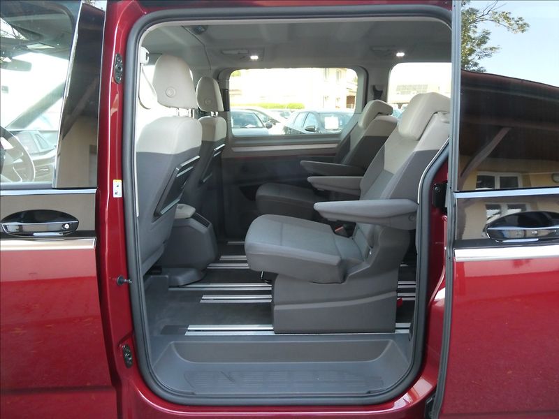 Volkswagen Multivan 2,0 TDi BULLI 1.MAJITEL,DPH,ČR - fotka 23 z 45