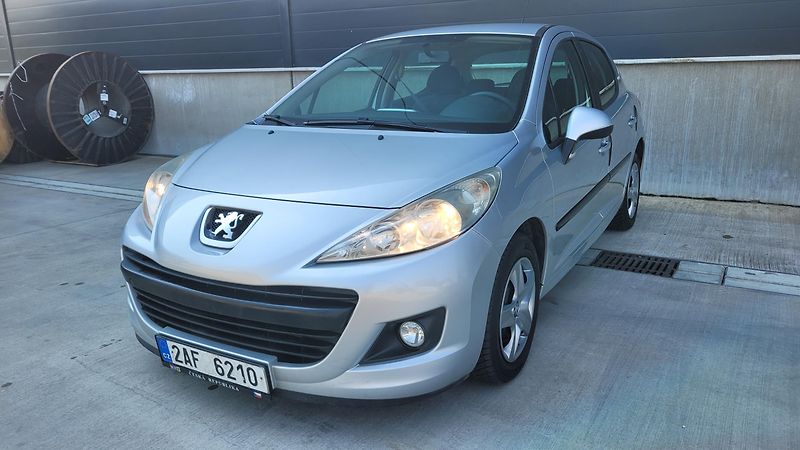 Peugeot 207 1,4i KOUPENO V ČR - fotka 4 z 18