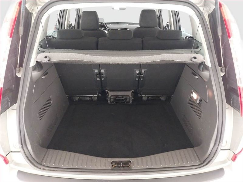 Ford C-MAX (2010) 1.8, Serv.kniha, po STK, Tažné - fotka 14 z 17