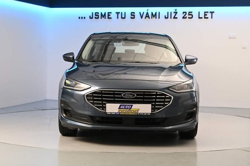 Ford Focus (2022) 1.5 ACTIVE LED Kamera ECOBLUE - fotka 3 z 33