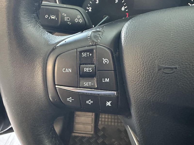 Ford Focus Titanium 1.0 EcoBoost 125k man - fotka 15 z 25