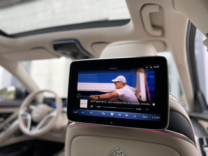 Mercedes-Benz Třídy S Maybach 580 4Matic - fotka 44 z 45