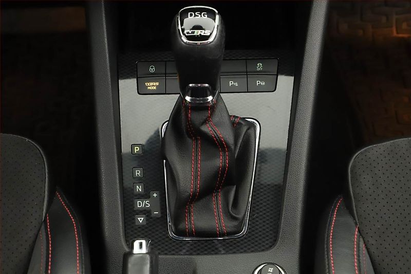 Škoda Octavia (2017) RS 2.0 TDI 4x4 DSG, 4X4 - fotka 10 z 23
