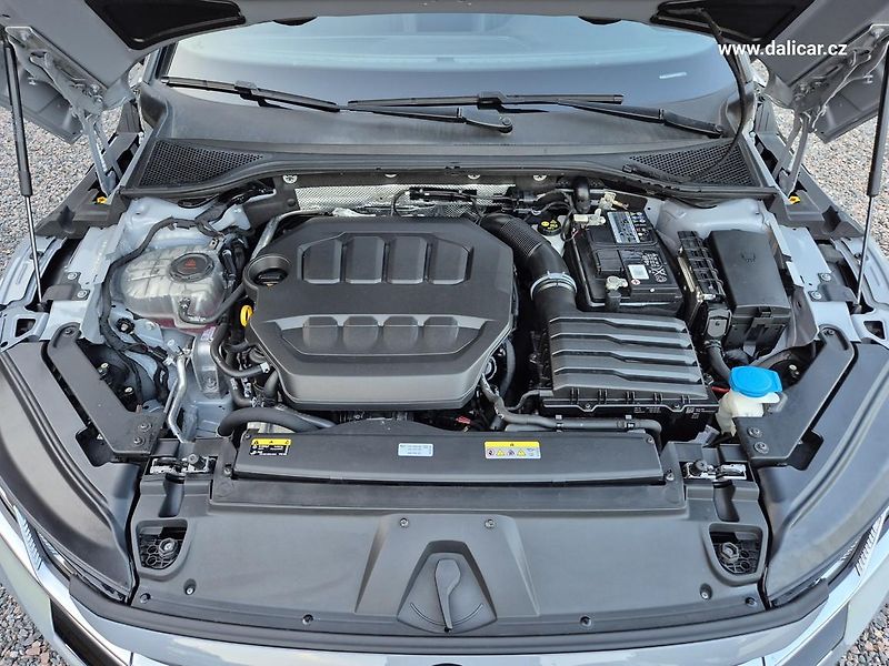Volkswagen Arteon (2023) 2.0TSi 140KW 22.997km R-Line - fotka 20 z 56