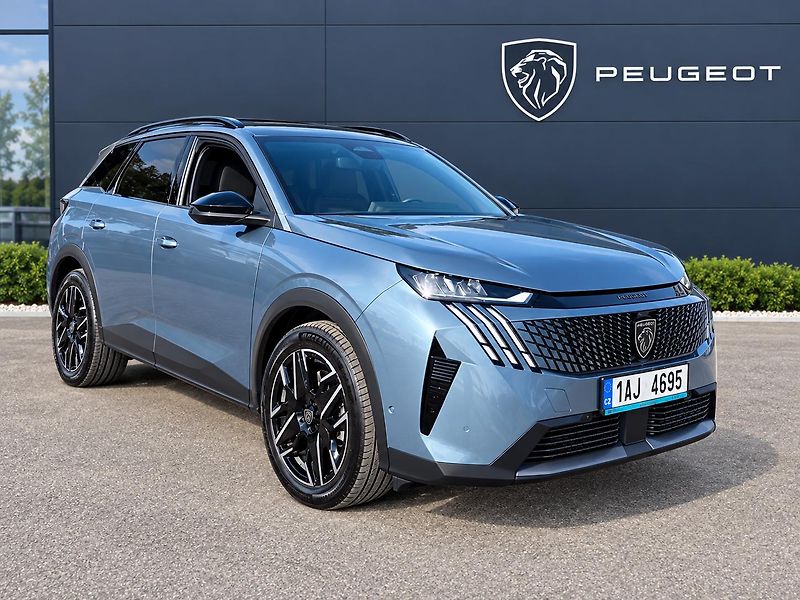 Peugeot 5008 (2025) ALLURE hybrid eDCS6 7míst 1maj - fotka 1 z 36