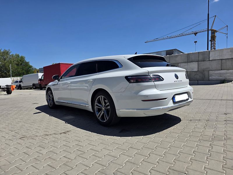 Volkswagen Arteon Shooting Brake (2021) 2.0 TDI 110 kW 7DSG + tažné - fotka 4 z 6