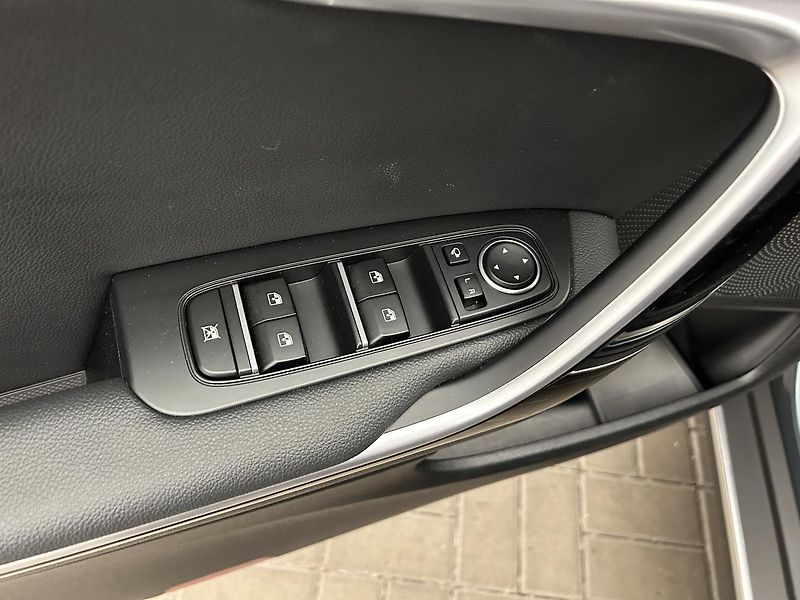 Kia XCeed 1.5 T-GDi TOP (2021) - fotka 16 z 23