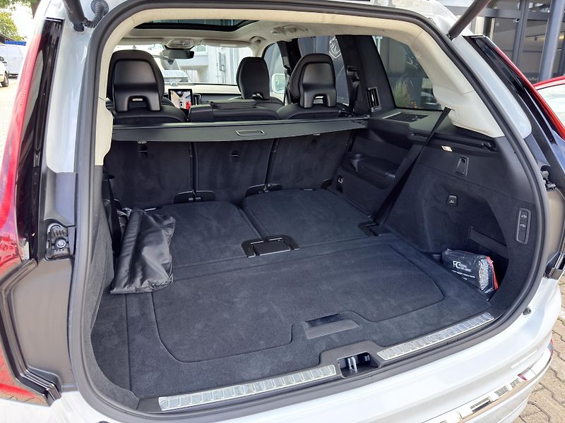 Volvo XC90 B5 AWD ULTRA BRIGHT // +kola  - fotka 17 z 59