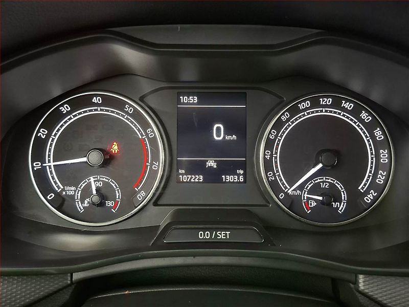 Škoda Kamiq (2022) Ambition 1.0 TSI, ČR,1.maj - fotka 11 z 15
