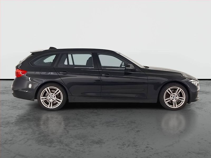 BMW Řada 3 (2016) 330 d xDrive, 4X4, Automat - fotka 6 z 28