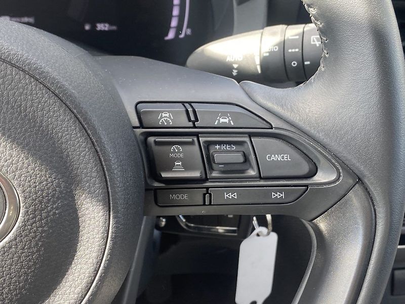 Toyota Yaris Cross 1.5HEV, ČR-1m, Comfort, DPH - fotka 16 z 26