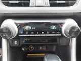 Toyota RAV4 (2019) 2.5 Hybrid, Automat - náhled 32