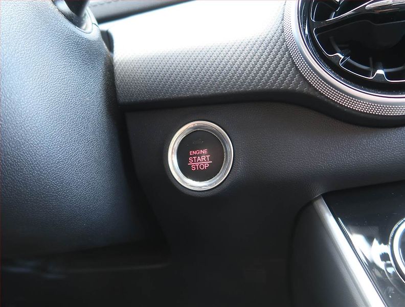 Dongfeng T5 EVO (2024) Luxury 1.5 Turbo - fotka 21 z 22