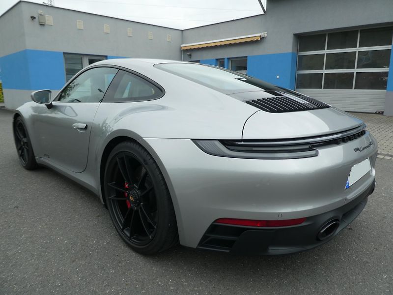 Porsche 911 CARRERA GTS  - fotka 6 z 28