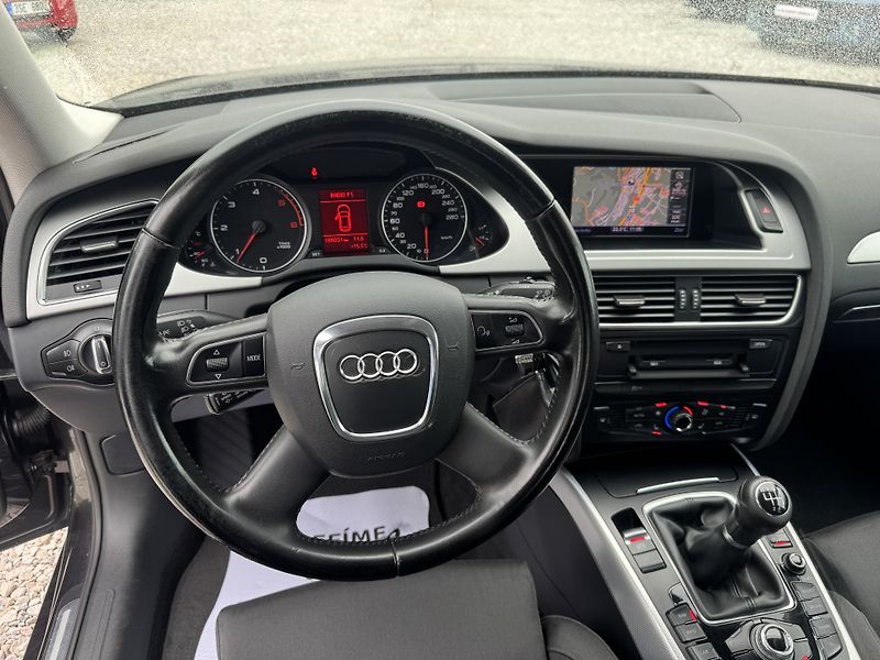 Audi A4 Avant 2.0TDi,rezervace - fotka 20 z 54