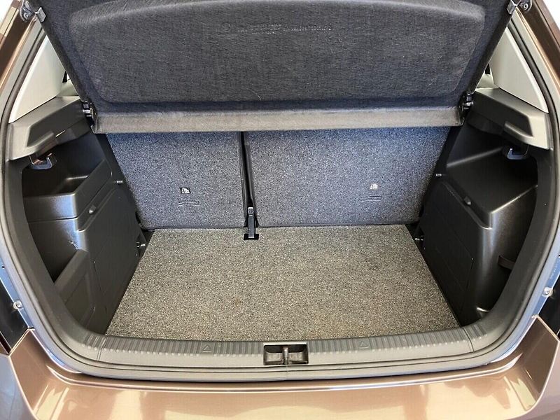 Škoda Fabia 1.2 TSI 81kW Ambition - fotka 27 z 29