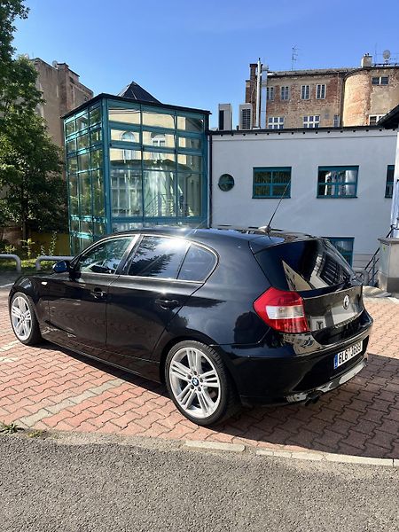 BMW Řada 1 (2006) - fotka 4 z 27
