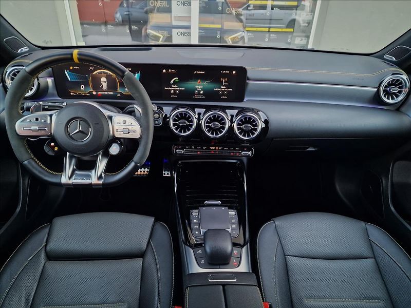 Mercedes-Benz Třídy A A45 S AMG 4Matic+,ČR,1.Maj. - fotka 24 z 50