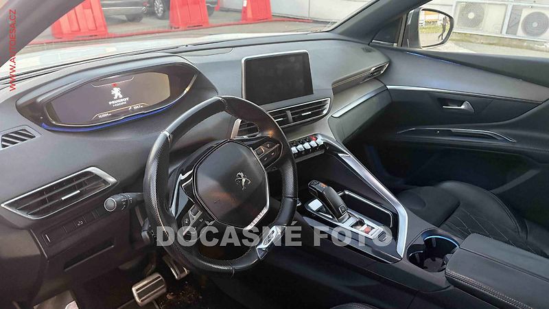 Peugeot 5008 (2018) 2.0HDi, 2.maj,ČR, servis - fotka 3 z 3
