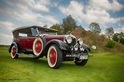 Poslední dubnovou sobotu bude na trávnících v areálu Galerie Golf Hostivař k vidění zhruba padesátka špičkových historických automobilů.