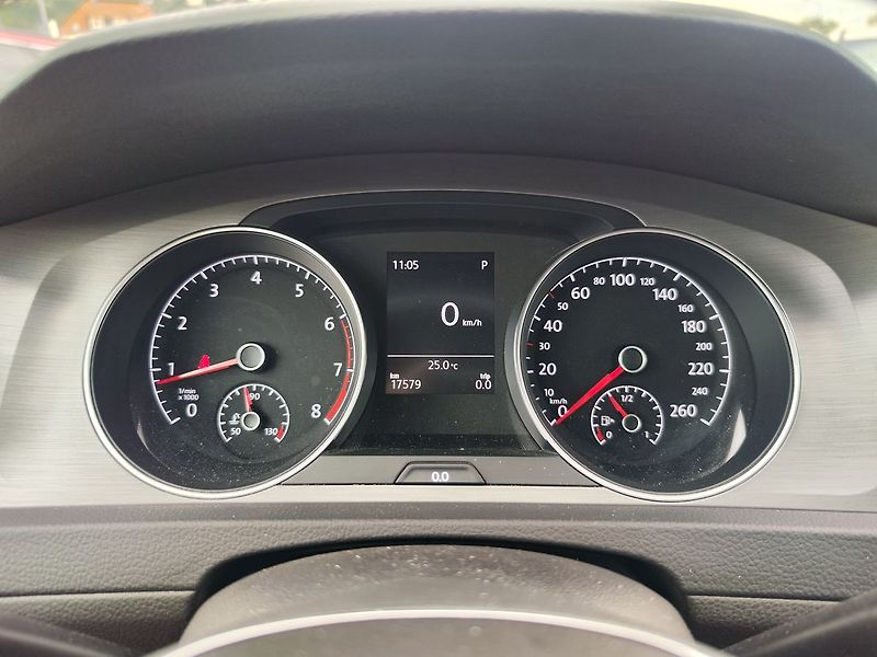 Volkswagen Golf 1.4 TSI/92kW Comfortline DSG - fotka 15 z 38