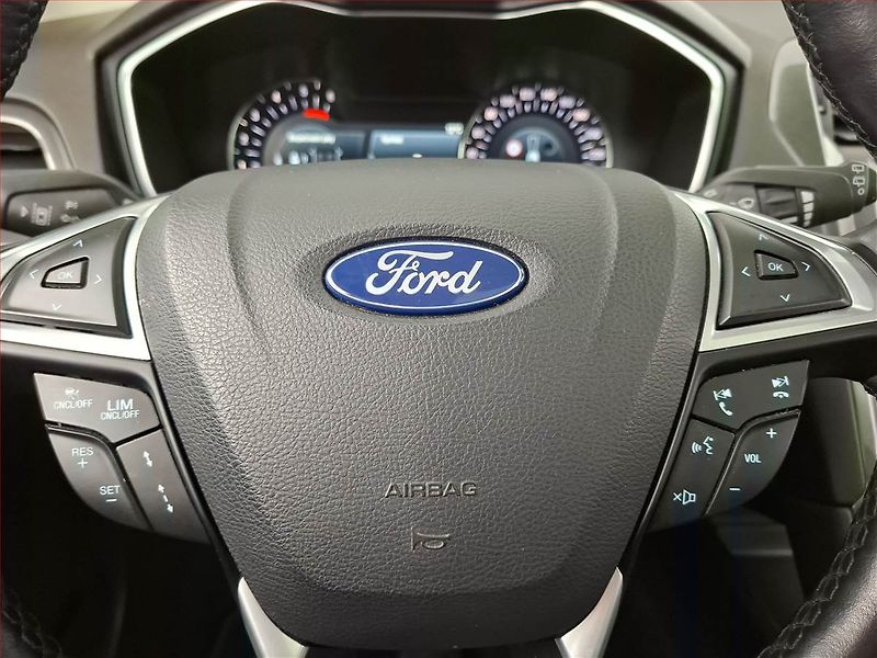 Ford Mondeo (2020) 2.0 EcoBlue, Navi, Tempomat - fotka 18 z 21