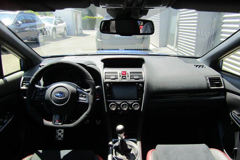 Subaru WRX STI (2018) Final Edition ČR zánovní stav - fotka 19 z 47