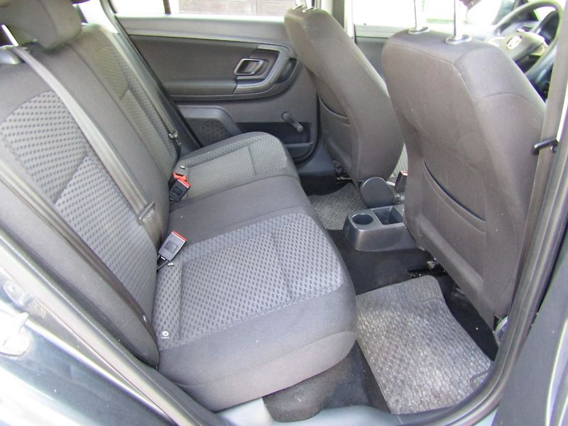 Škoda Fabia (2014) 1.4 16V 63kW TOP QUALITY - fotka 24 z 37