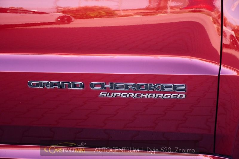 Jeep Grand Cherokee 6.2 V8 TRACKHAWK ČR 1M - fotka 45 z 49
