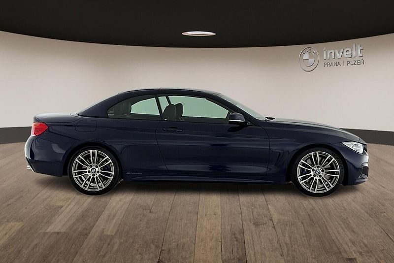 BMW Řada 4 435i - fotka 3 z 26
