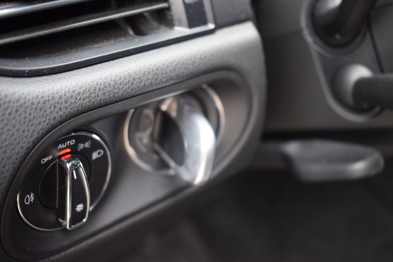Porsche Macan (2023) T/Pano/KeyLess - fotka 24 z 42