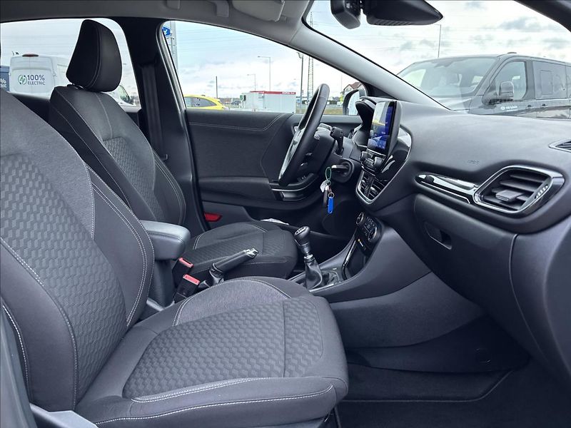 Ford Puma 1,0 EcoBoost Mhev Titanium - fotka 15 z 35