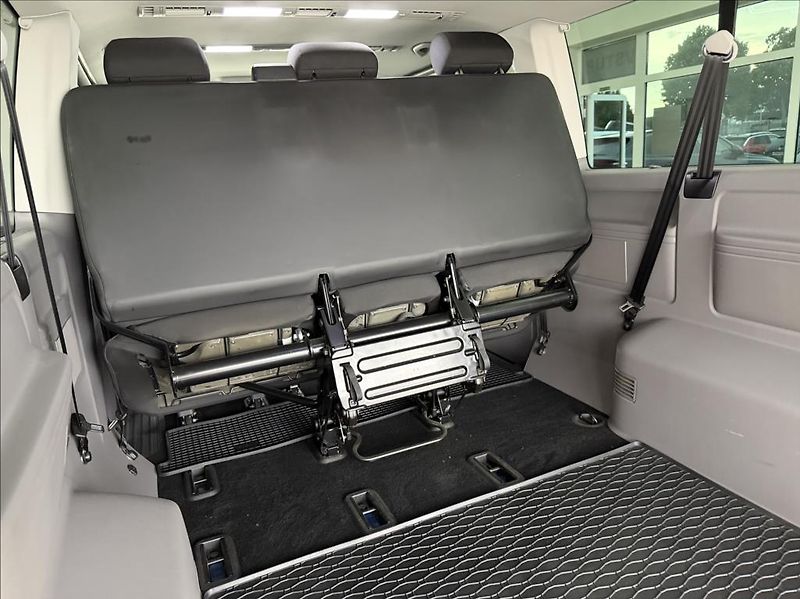 Volkswagen Caravelle 2,0 TDi, LONG,8-míst,DSG,CZ - fotka 35 z 35