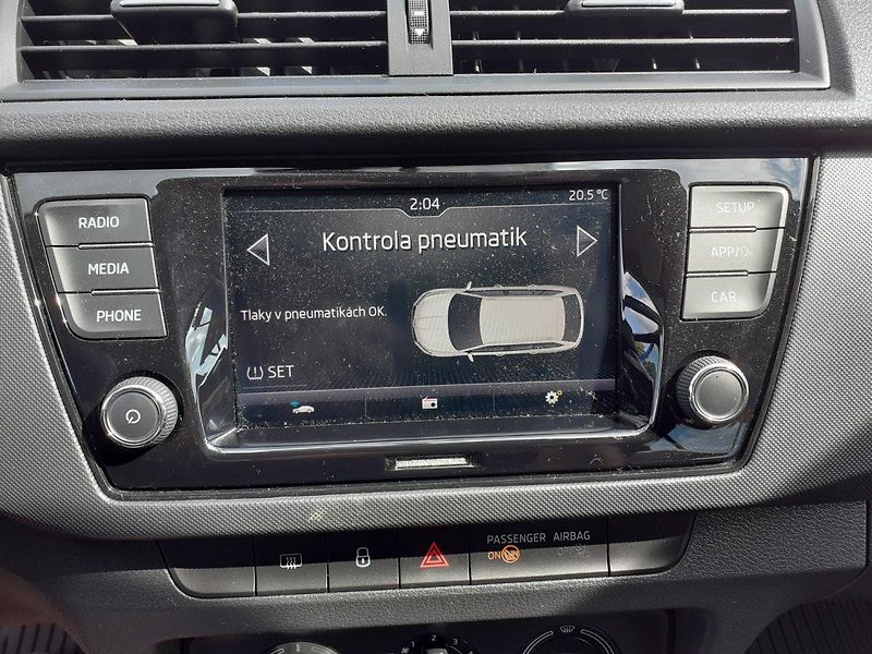 Škoda Fabia (2019) III Kombi 1.0 TSi Ambiente - fotka 11 z 32