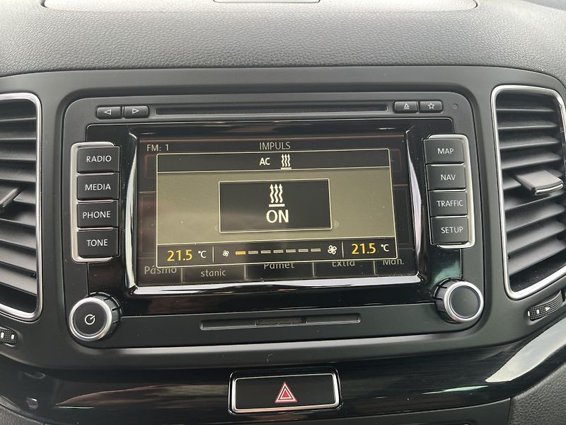 Seat Alhambra (2014) 2,0TDi DSG Style MAX VÝBAVA!!! - fotka 58 z 77