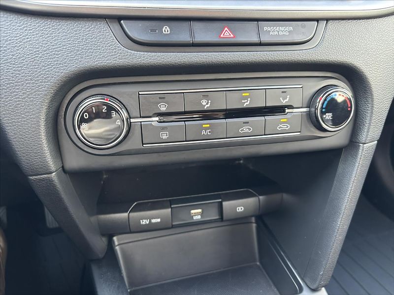 Kia Ceed 1,0 TGDi Fresh 1.ČR ZÁRUKA - fotka 21 z 35