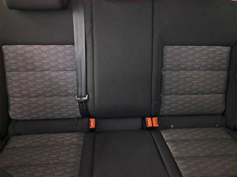 Škoda Octavia (2011) Ambiente Plus 1.2 TSI - fotka 8 z 15