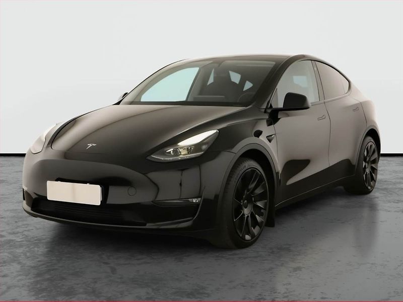 Tesla Model Y (2023) Long Range AWD 79kWh, SoH 91% - fotka 2 z 27