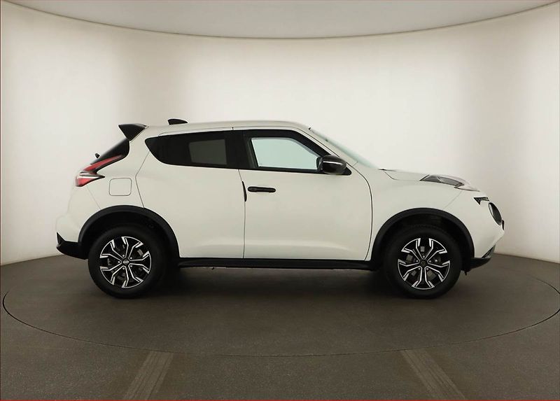 Nissan Juke (2017) 1.2 DIG-T, Serv.kniha, Navi - fotka 6 z 14
