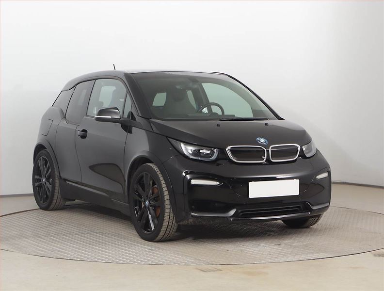 BMW i3 (2020) i3s 120Ah BEV, SoH 94% - fotografie inzerátu