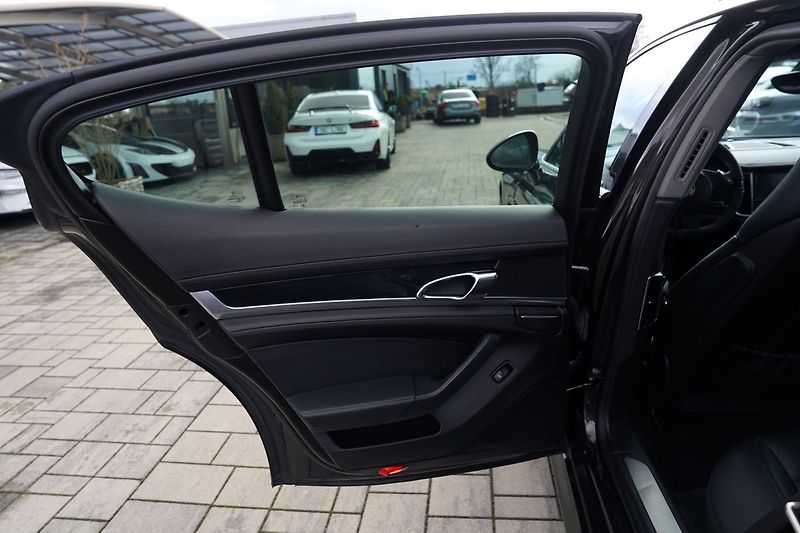 Porsche Panamera 3.6 V6/300PS/kůže/AT/xenony - fotka 16 z 37